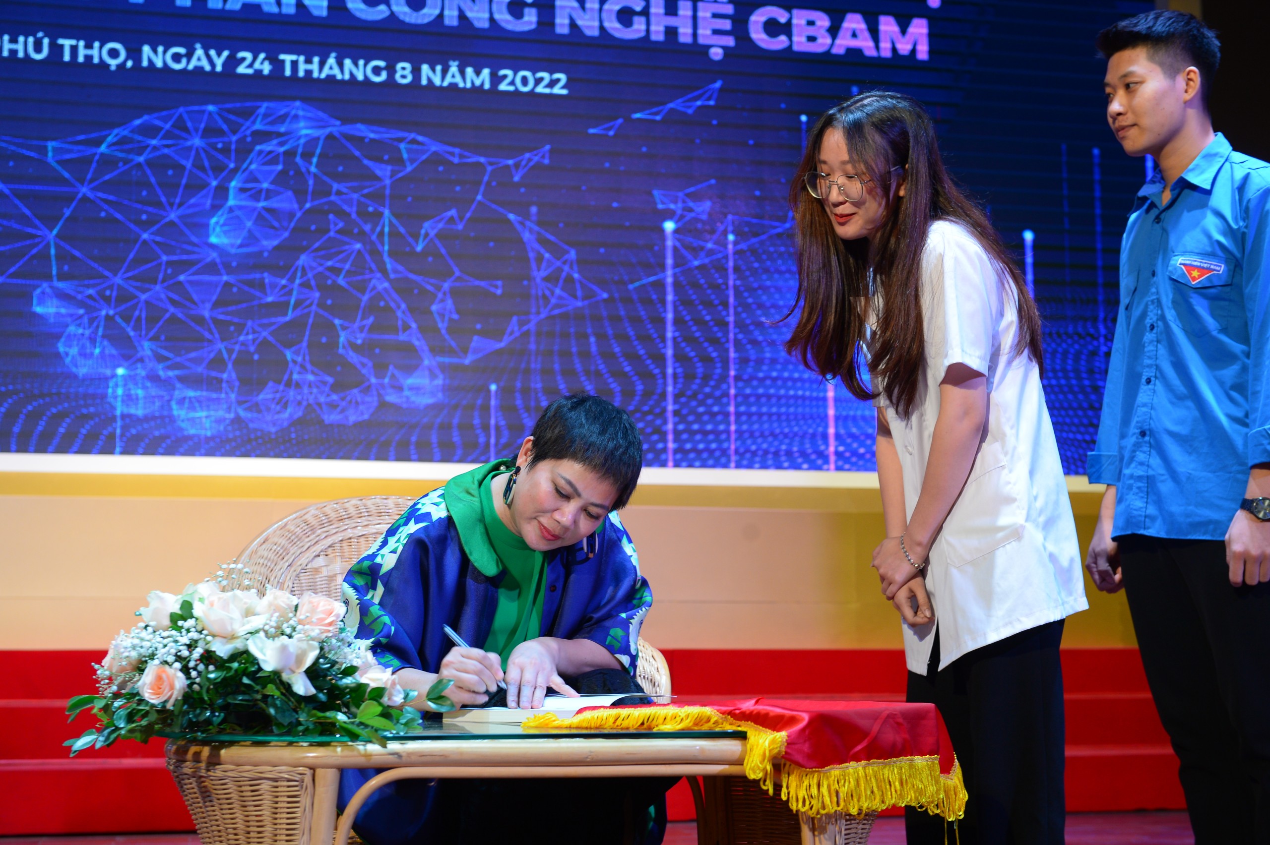 Shark Liên tiếp tục hành trình truyền lửa cho sinh viên tại Cao đẳng Y Dược Phú Thọ